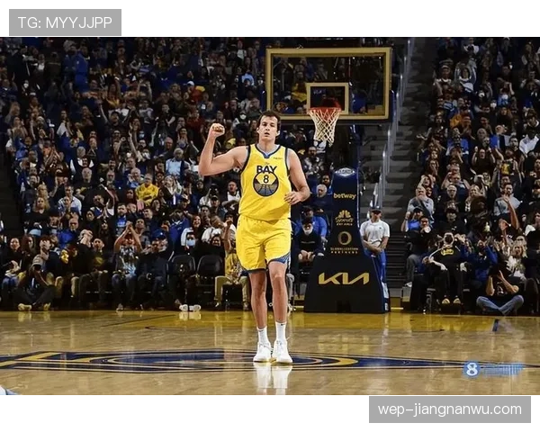 库兹马挡拆牵制约基奇 拉开空间三分效率明显提升