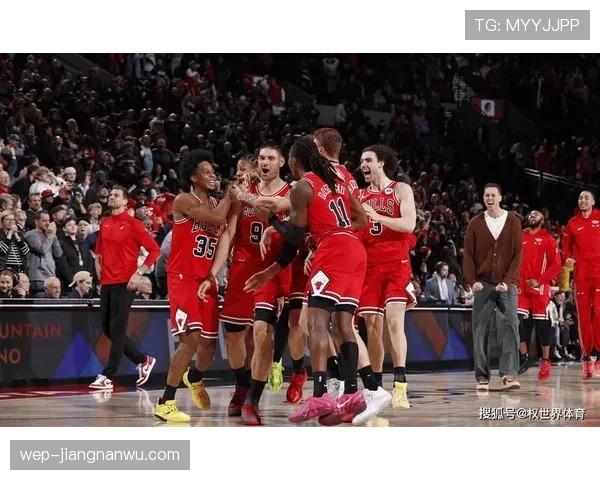 武切维奇通过内线挡拆提升篮板效率，拉开球队二次进攻空间