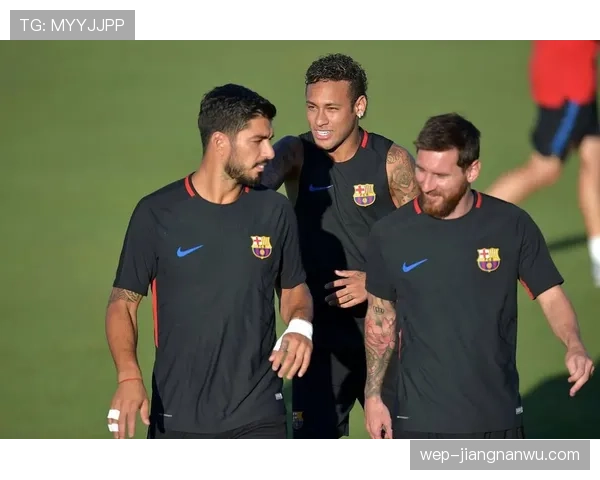 MSN时代火力核心：苏亚雷斯单赛季40+进球的巅峰输出